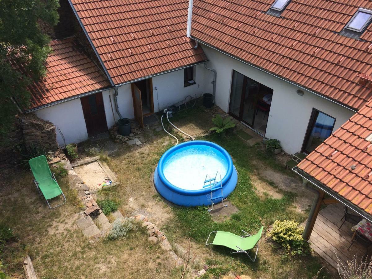 Holiday home Chalupa Bechyne *